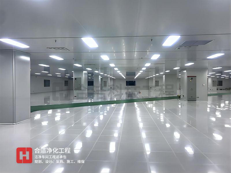 半導(dǎo)體無(wú)塵車間的圖片